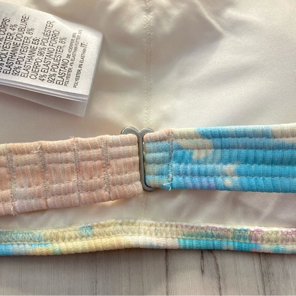 Billabong 💜 Tie Dye Square Bralette Bikini Top 👙☀️🏝️ - Picture 10 of 12